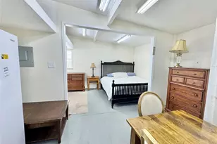 6104 Heards Ln, Galveston, TX 77551 - Photo 19