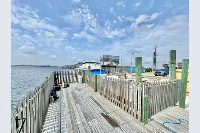 6104 Heards Lane, Galveston, TX 77551 - Photo 25