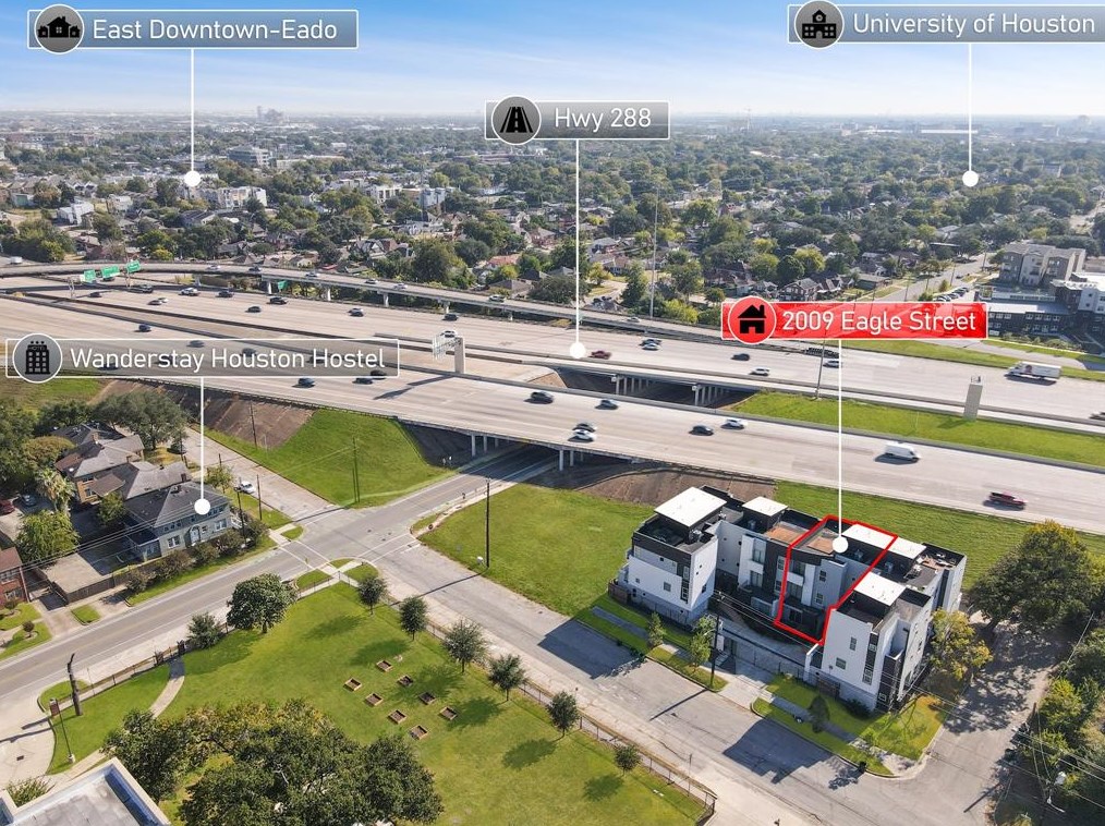 2009 Eagle St, Houston TX  77004-5106 exterior