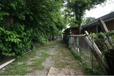 4308 Banner Drive, Houston, TX 77013 - Photo 39