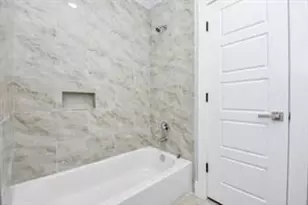 9337 Freeland St, Houston, TX 77075 - Photo 9