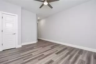 9337 Freeland St, Houston, TX 77075 - Photo 15