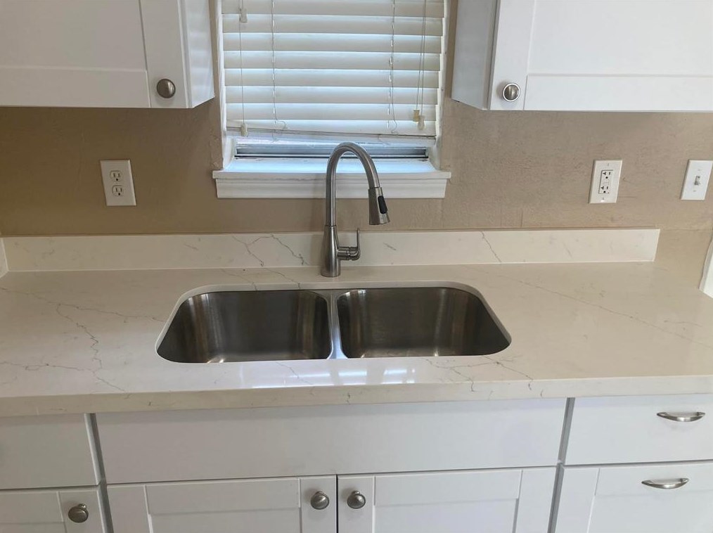 5220 Antha St, Houston TX  77016-4110 exterior