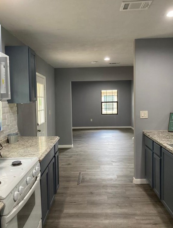 10314 Bretton Dr, Houston TX  77016-3222 exterior