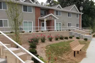 808 Treewood Dr, Hillsboro, OH 45133 - Photo 5