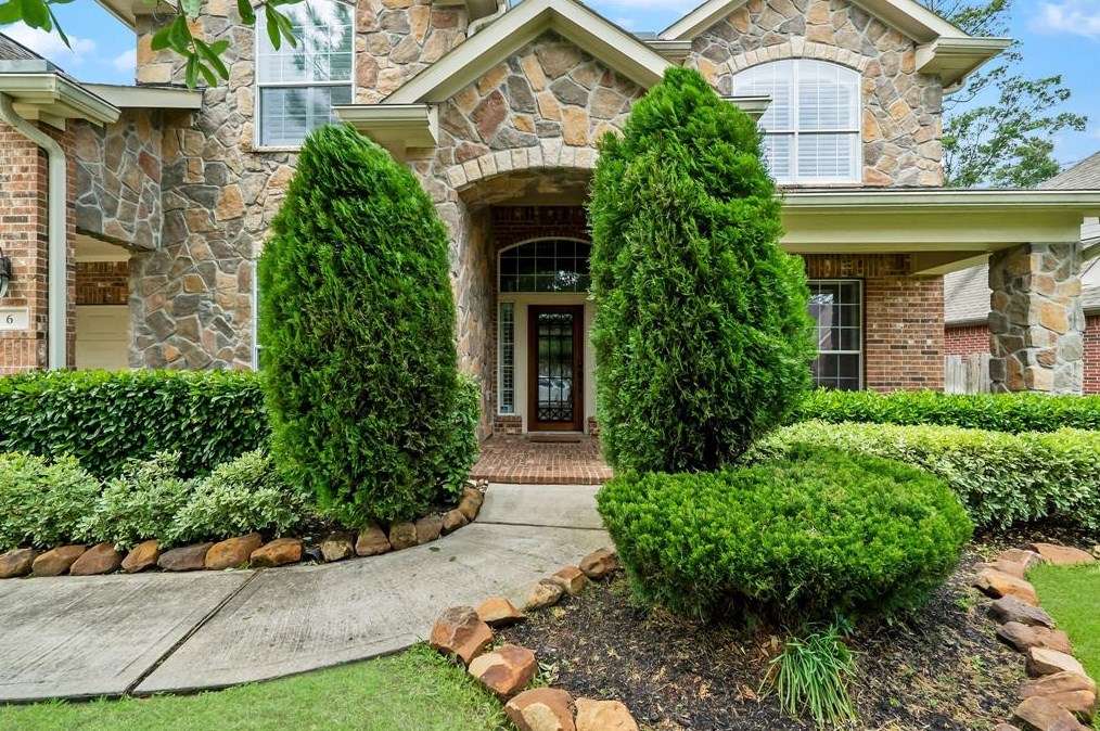 6 Stickley Ct, Spring TX  77382-2889 exterior