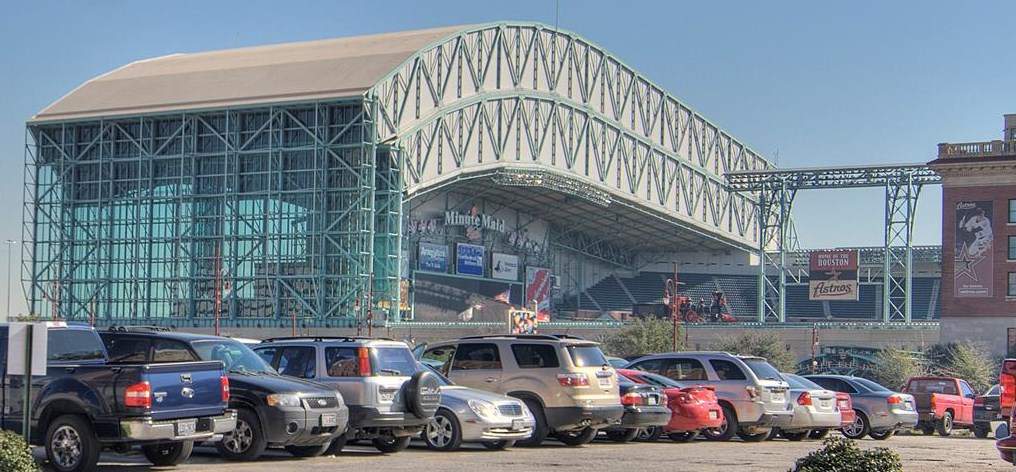 206 Mcgowen St, Houston TX  77006-2236 exterior