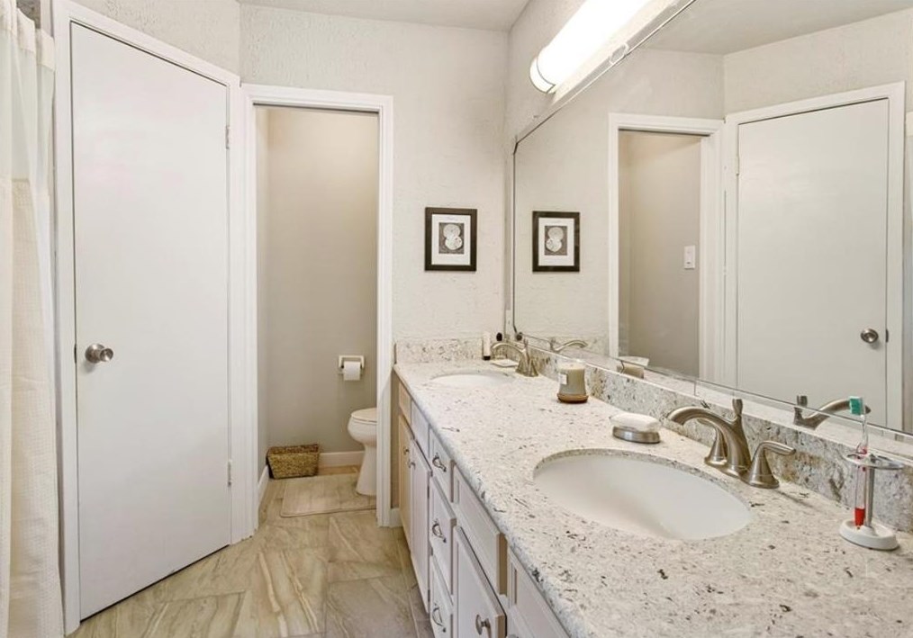 11711 Counselor, Houston TX  77065-1008 exterior