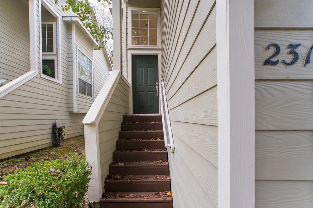 231 Walden Elms Cir, Spring TX  77382-4210 exterior
