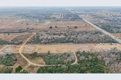 19701 Highway 35, Alvin, TX 77511 - Photo 13