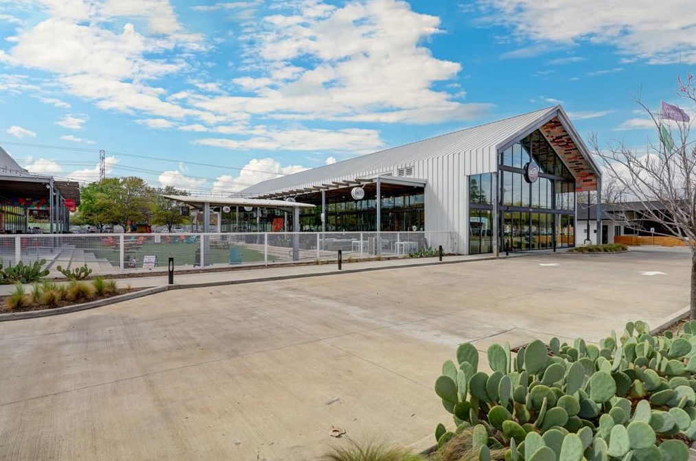 3715 Gardendale Dr, Houston TX  77092-7061 exterior