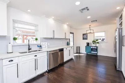 4125 Lymbar Drive, Houston, TX 77025 - Photo 11