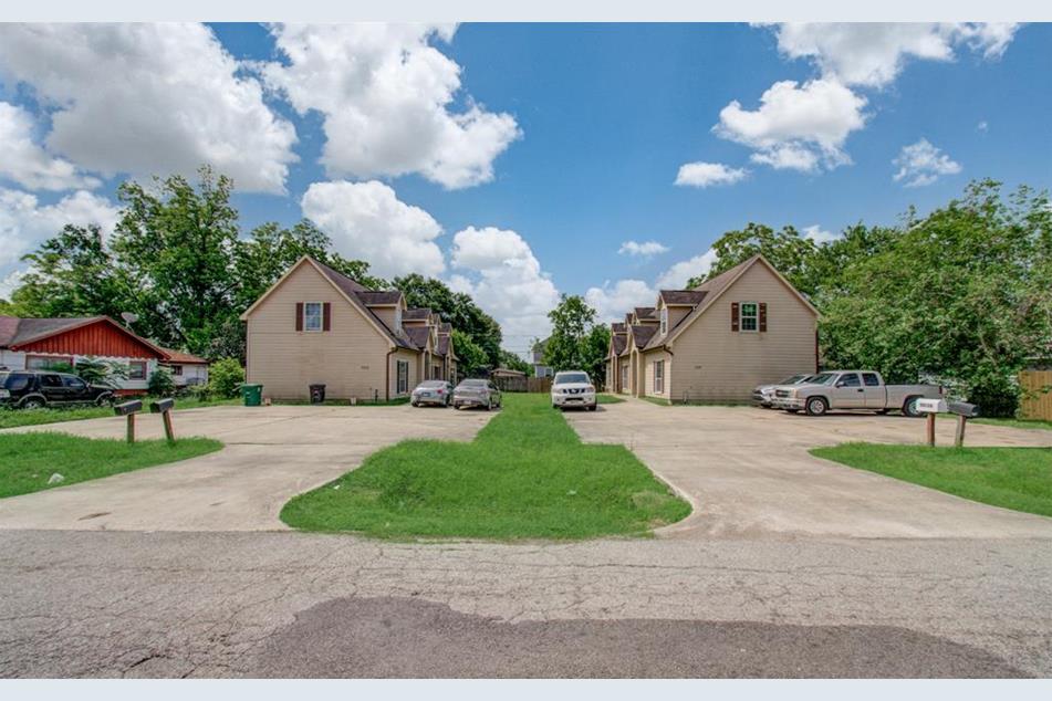 5016 Higgins St, Houston, TX 77033 MLS 85130381 Coldwell Banker