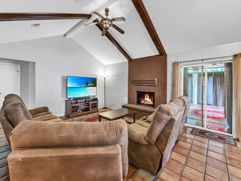 2019 Middle Crk Dr, Humble TX 77339-1708 exterior