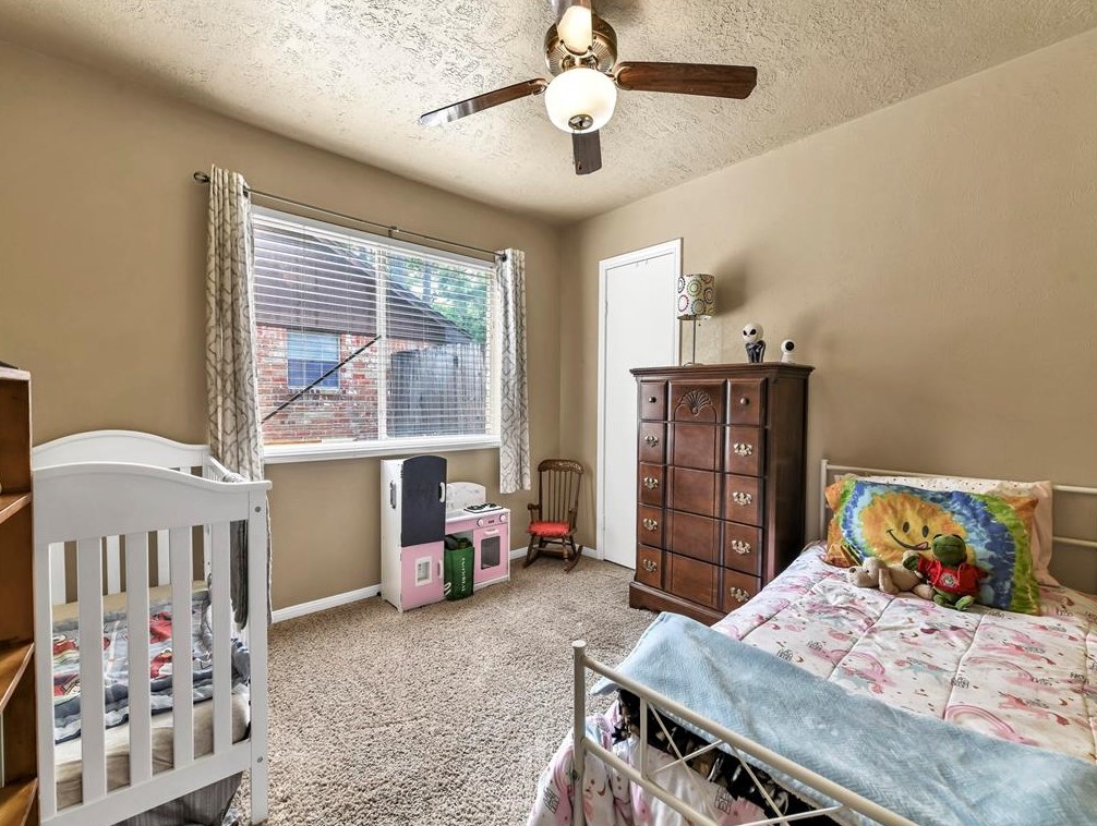 2019 Middle Crk Dr, Humble TX 77339-1708 exterior