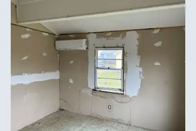 6708 Hawthorne Road, Hitchcock, TX 77563 - Photo 3