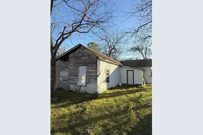 204 Dallas Street, Nocona, TX 76255 - Photo 13