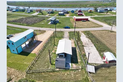 1204 Bluewater Street, Sargent, TX 77414 - Photo 23