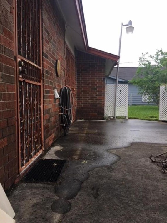 4027 Knottynold Ln, Houston TX  77053-1408 exterior