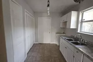 11919 Greenmesa Dr, Houston, TX 77044 - Photo 3