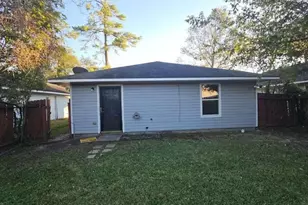 11919 Greenmesa Dr, Houston, TX 77044 - Photo 7