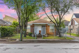 5022 Stimson St, Houston, TX 77023 - Photo 1