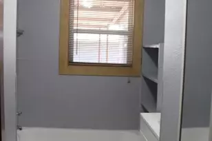 707 Alice St, Sweeny, TX 77480 - Photo 5