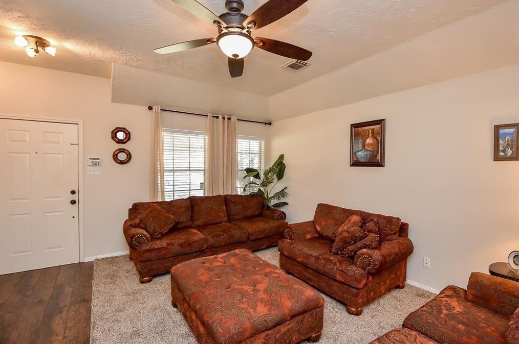 5018 Hickorygate Dr, Spring TX  77373-8515 exterior