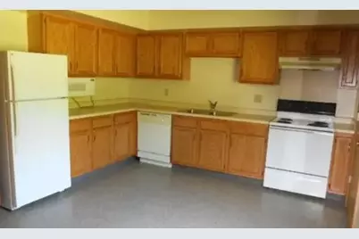 100 N Third Ave, Shelby, OH 44875 - Photo 5