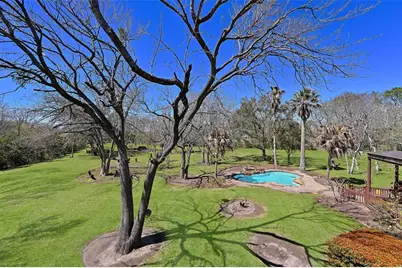 1208 Cowards Creek Drive, Friendswood, TX 77546 - Photo 41