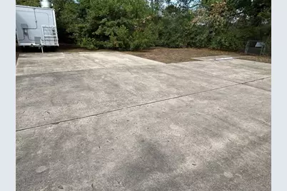 1402 East Avenue, Katy, TX 77493 - Photo 33