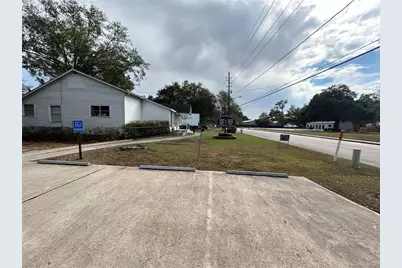 1402 East Avenue, Katy, TX 77493 - Photo 29