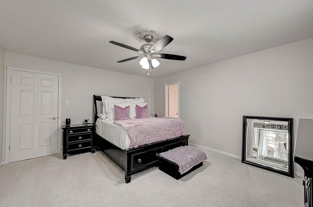 18015 Oakhampton Dr, Houston TX  77084-3261 exterior