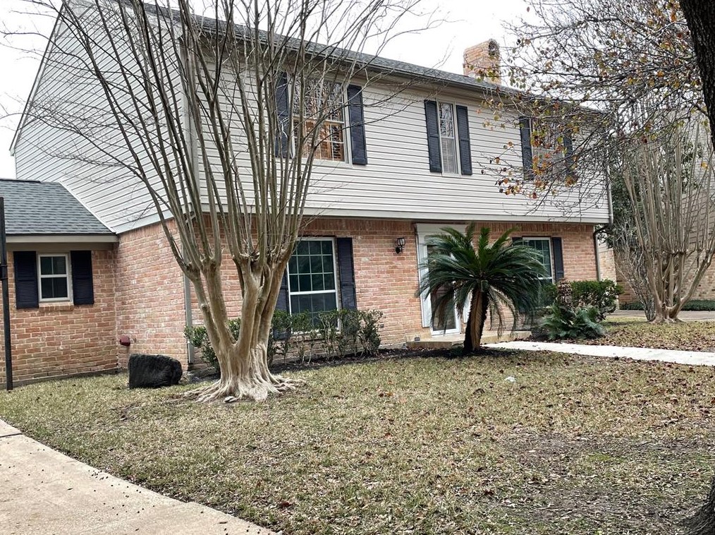 11310 Meadow Lake Dr, Houston TX  77077-6832 exterior