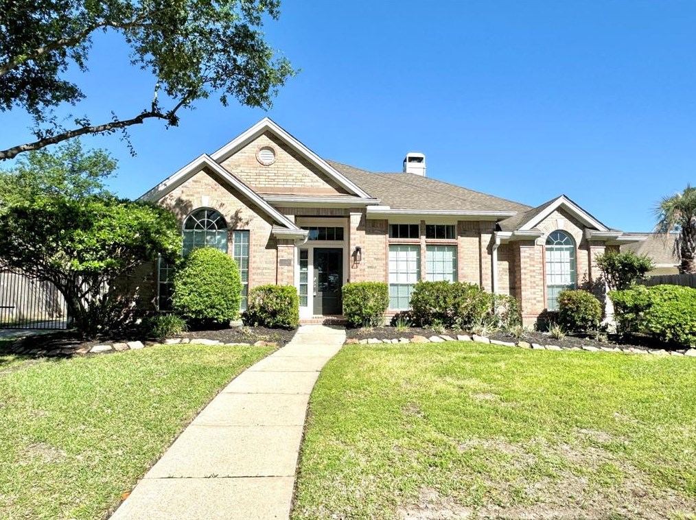 16934 Laguna Springs Dr, Houston TX  77095-4726 exterior