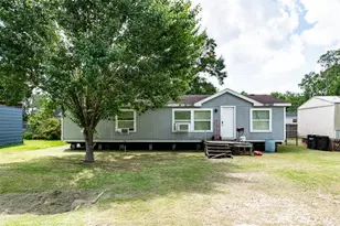 207 Florabunda Dr, Crosby, TX 77532 - Photo 3