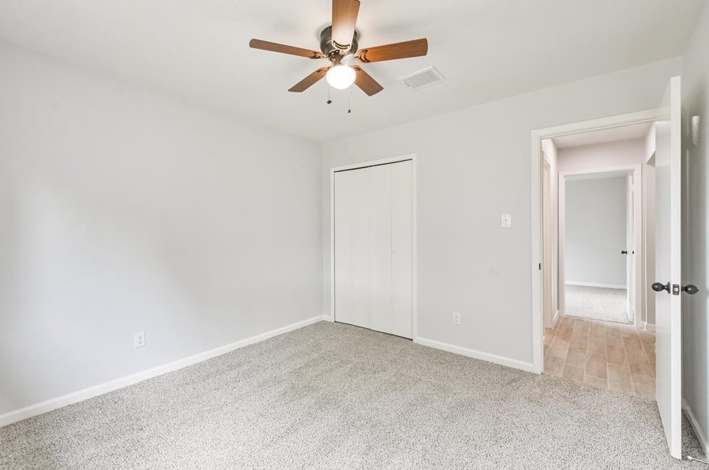 8511 Streamside Dr, Houston TX  77088-4411 exterior