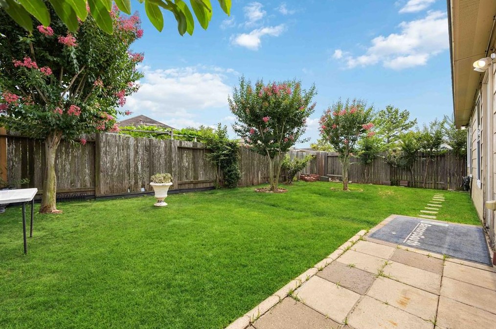 18331 Olive Leaf Dr, Houston TX  77084-6117 exterior