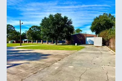 8766 Beauxart Garden Road, Beaumont, TX 77705 - Photo 13