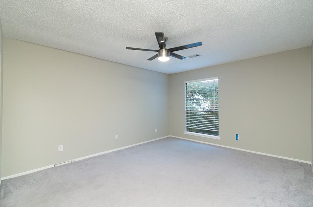 71 Chelsea Blvd, Houston TX  77006-6246 exterior