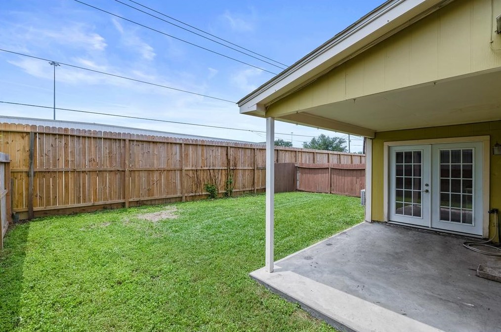 8763 Vinkins Rd, Houston TX  77071-2834 exterior