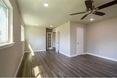 8703 Valley Ledge Drive, Houston, TX 77078 - Photo 11