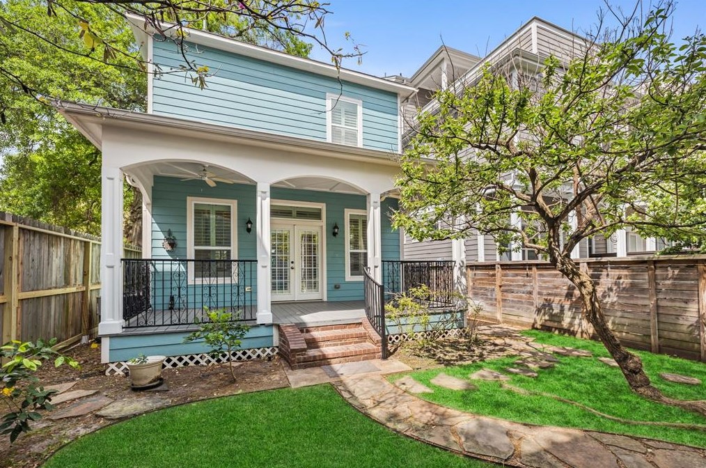 1018 Waverly, Houston TX  77008-6760 exterior