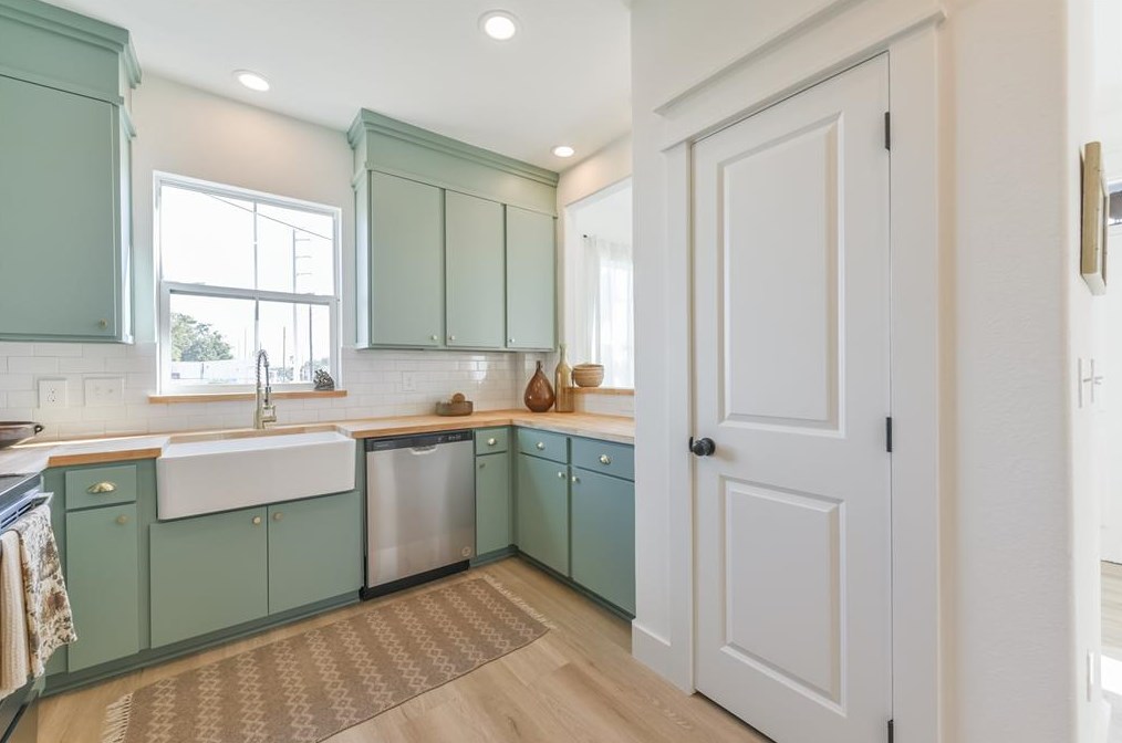 1112 53 St, Galveston TX 77551-4524 exterior