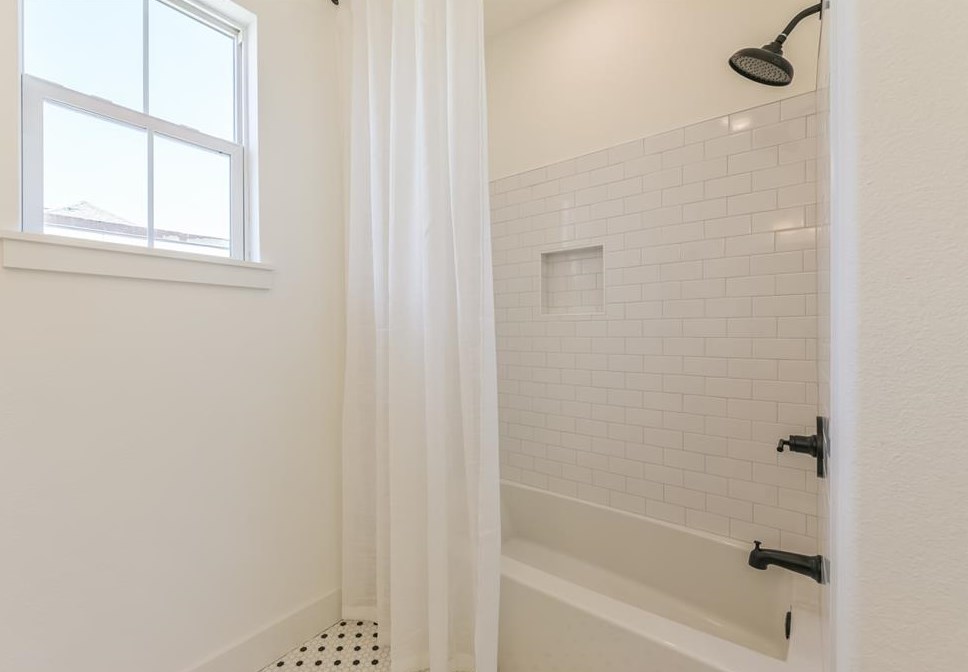 1112 53 St, Galveston TX 77551-4524 exterior