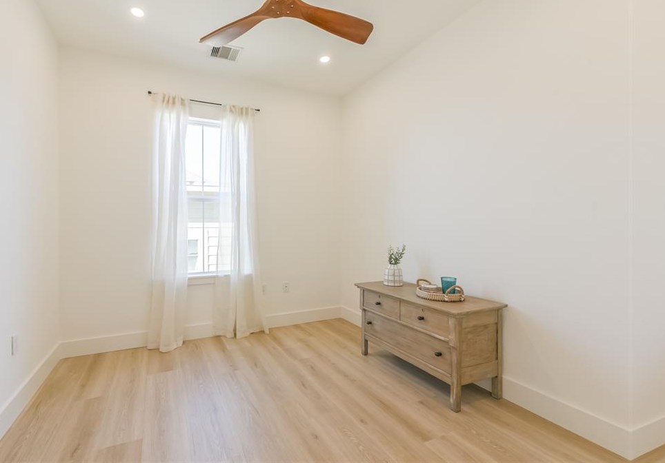 1112 53 St, Galveston TX 77551-4524 exterior