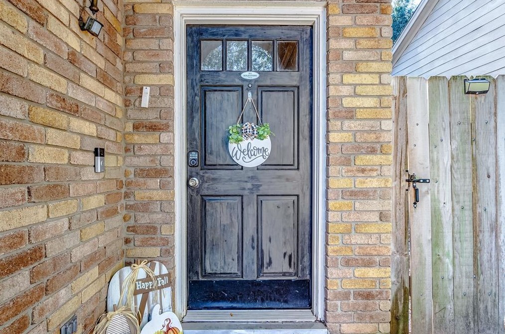 8546 Spring Green Dr, Houston TX  77095-4617 exterior