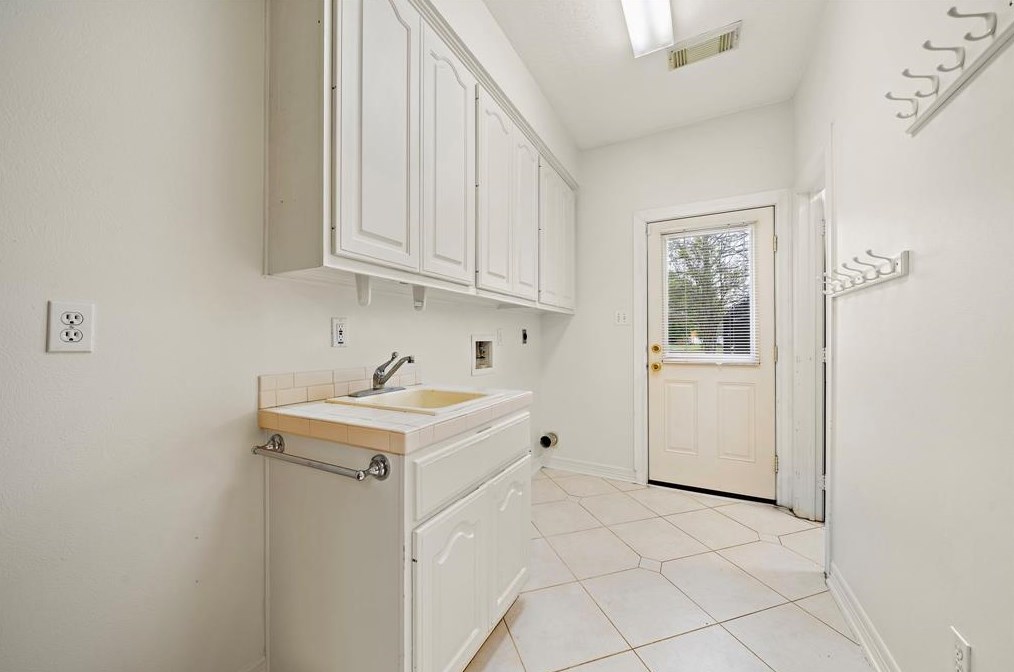13411 Amber Queen Ln, Houston TX  77041-5550 exterior