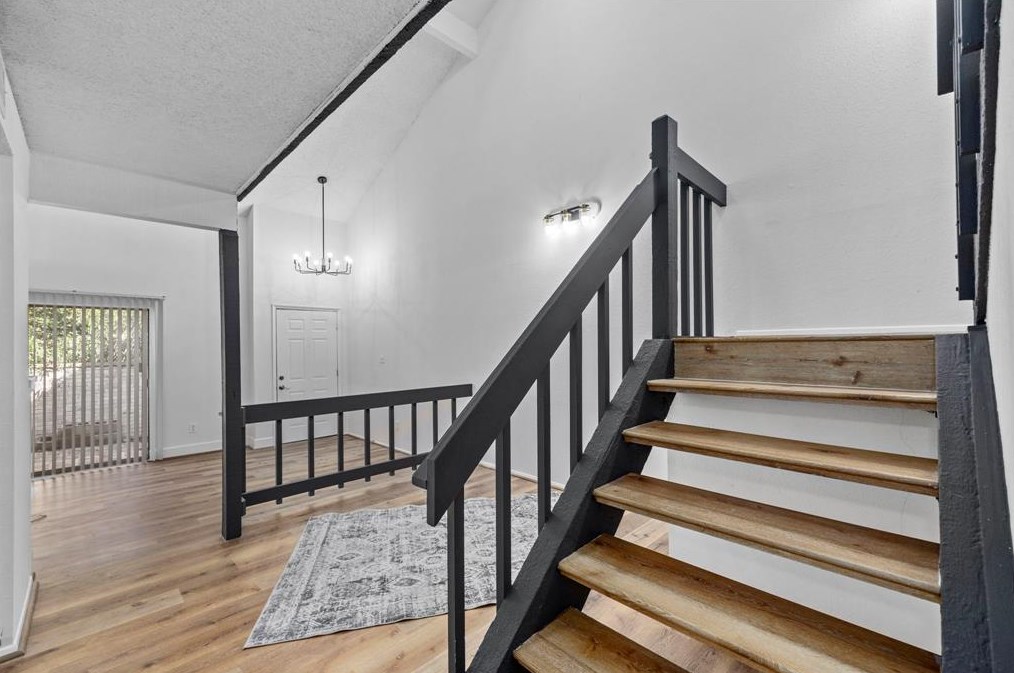 13028 Greenway Chase Ct, Houston TX  77072-2195 exterior