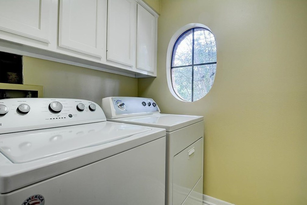 63 Amberglow Cir, Spring TX  77381-6140 exterior